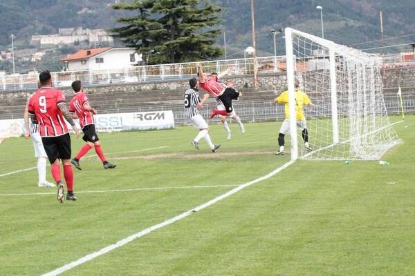 Massese-Viareggio 1-1