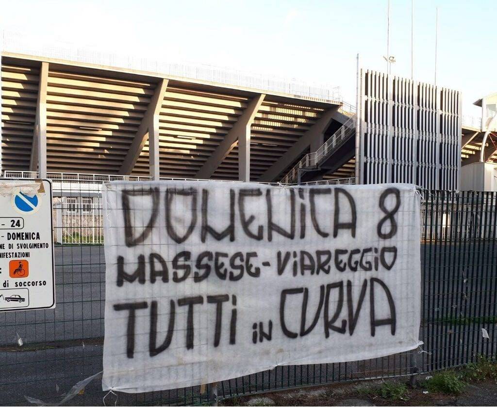Massese-Viareggio, ultras "mai domi"