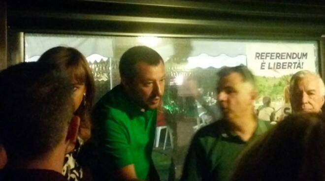 Matteo Salvini in visita al Cinquale