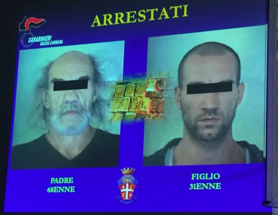 100mila euro di droga nascosti sotto il letame: arrestato il "Vecchio del monte"