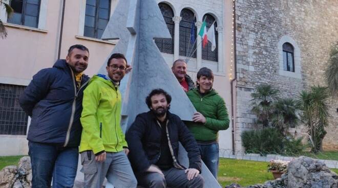 I promotori del Marbre Magique, tornato ad abbellire il centro di Carrara
