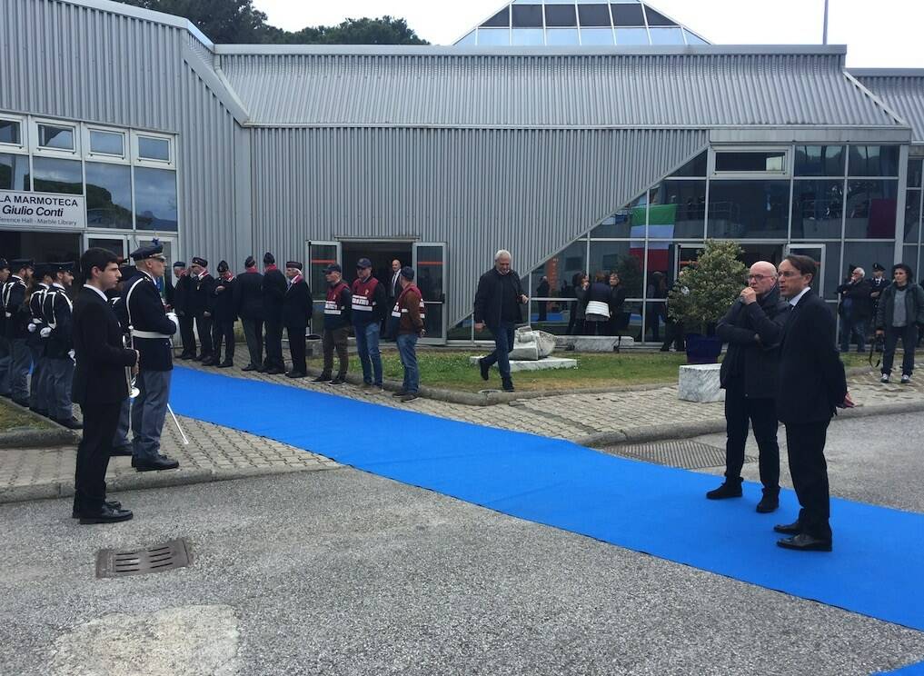 Il 167° anniversario della Polizia: la festa a Marina di Carrara