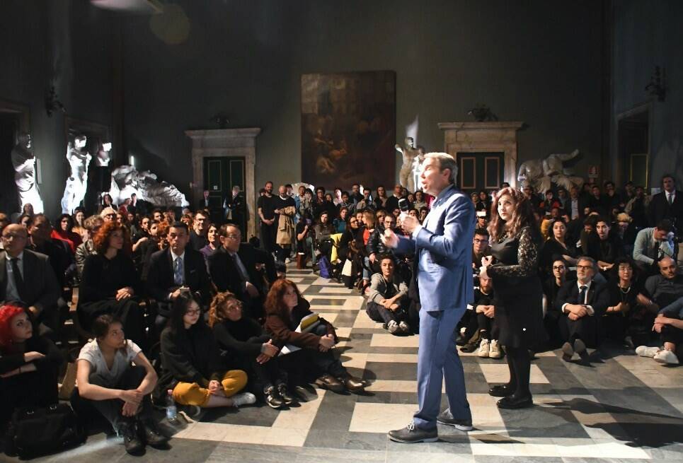 Jeff Koons all'Accademia di Belle Arti di Carrara