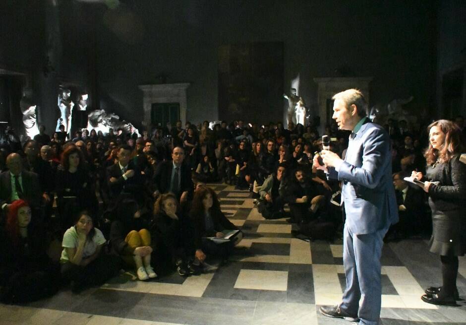 Jeff Koons all'Accademia di Belle Arti di Carrara