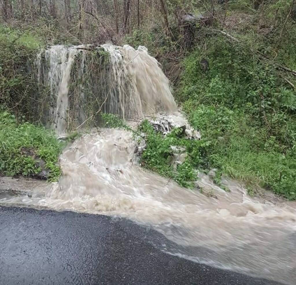 Strada allagata a Baltrina (Tresana)