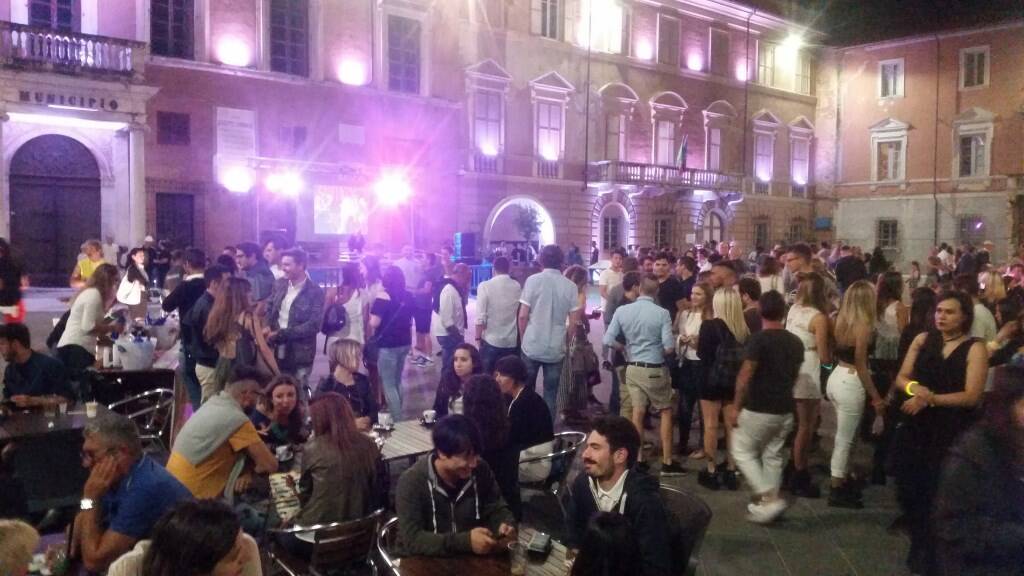 Piazza Mercurio per la notte bianca