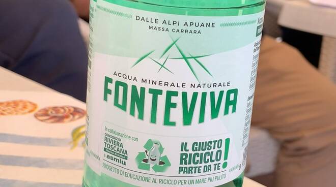 La nuova etichetta sulle bottigliette della Fonteviva