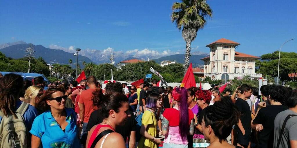 "Massa-Carrara non si Lega", la manifestazione anti-Salvini
