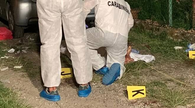 Omicidio a Montignoso, sopralluogo dei Carabinieri