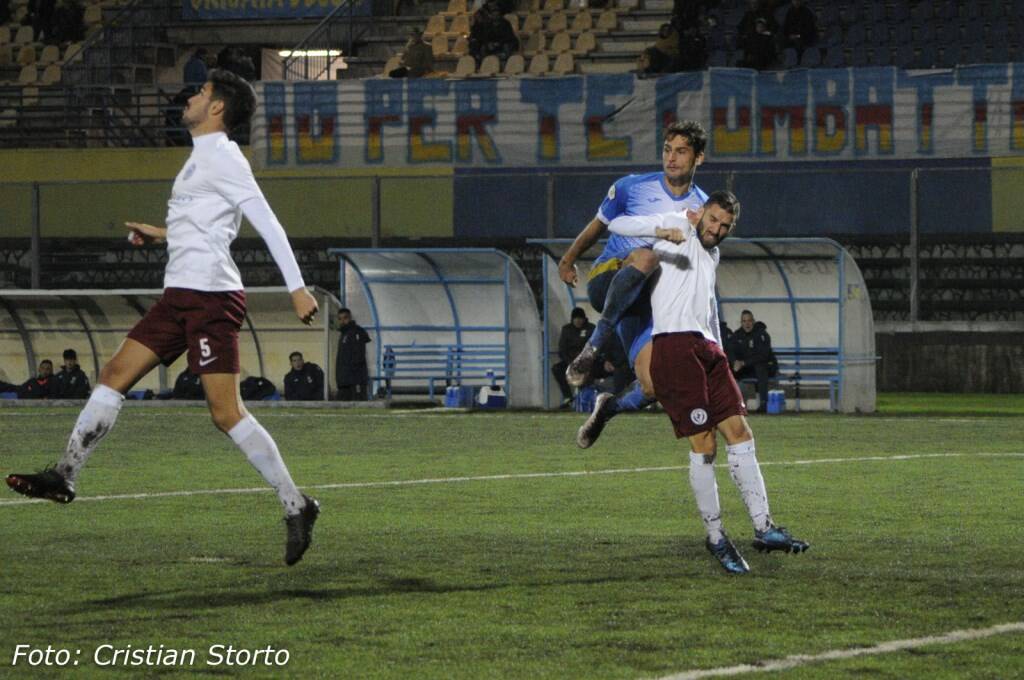 Carrarese-Arezzo (2-2)