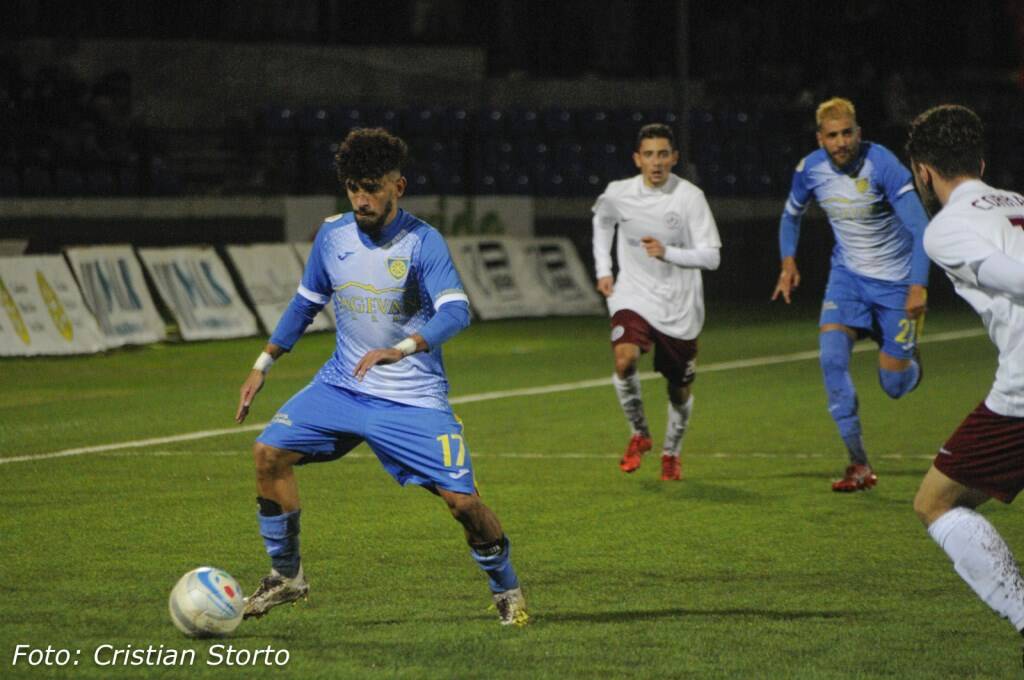 Carrarese-Arezzo (2-2)