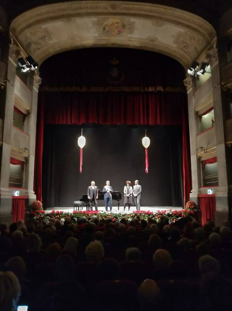 Su il sipario agli Animosi: «Benvenuti nel vostro teatro»