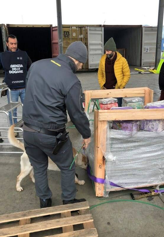 333 chili di coca nascosti nel granito: 4 arresti a Massa-Carrara