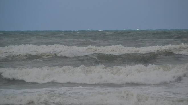 Mareggiata a Marina di Carrara 11/08/2017