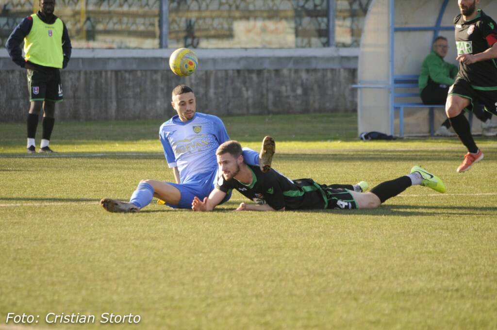 Carrarese-Gozzano (3-0): il fotoracconto