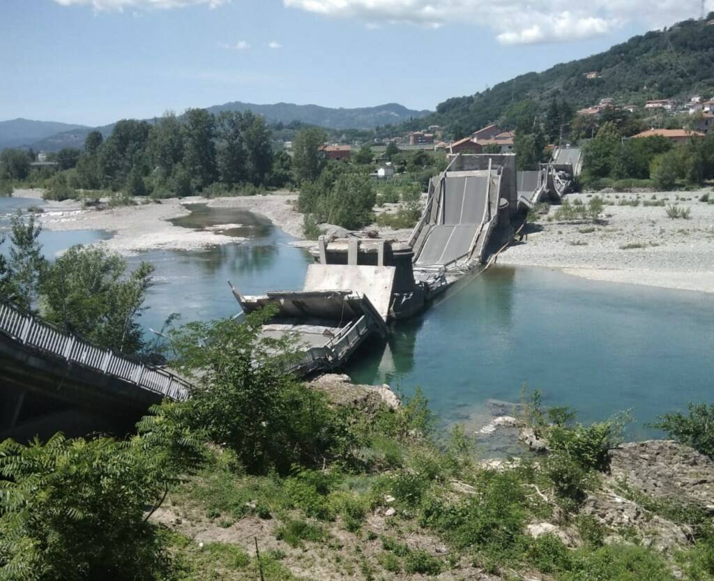 Il ponte di Albiano crollato