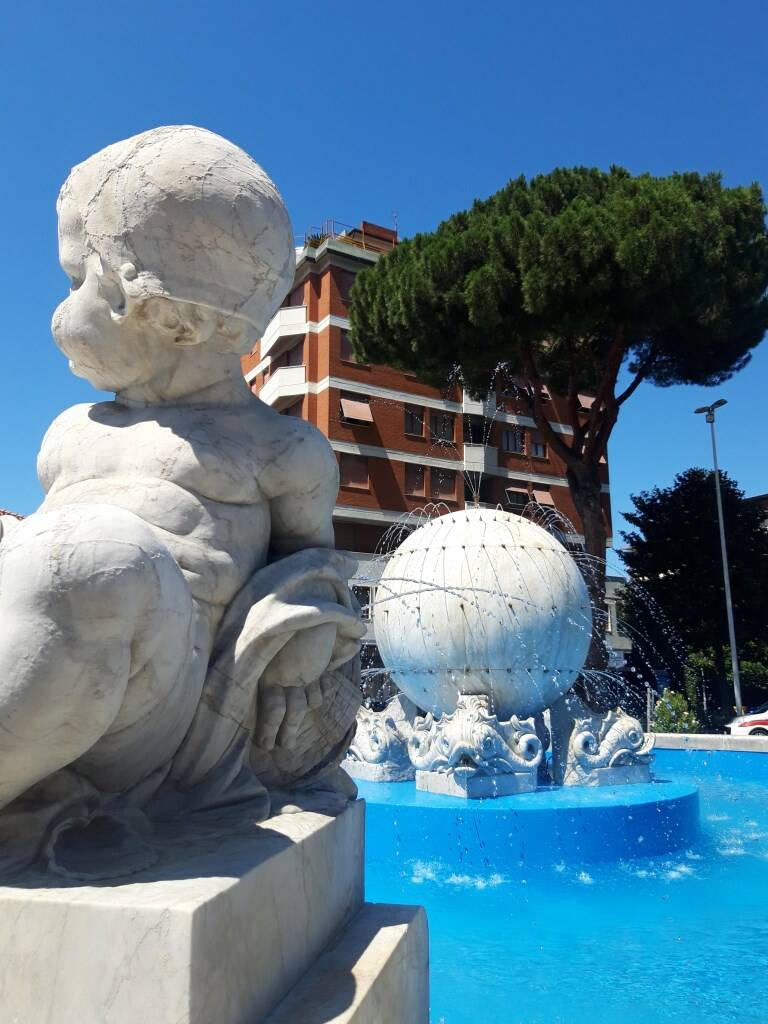 Inaugurazione della restaurata fontana di piazza Liberazione