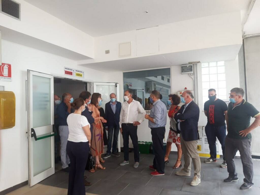 Sopralluogo del presidente della Regione, Enrico Rossi, negli ospedali di Carrara e Massa