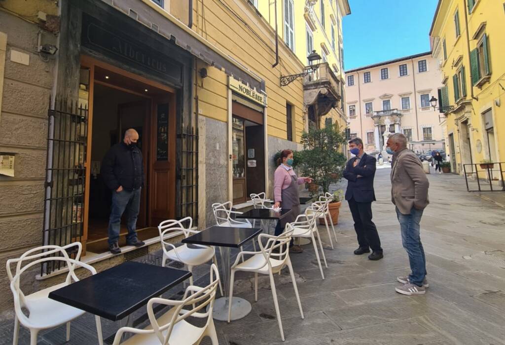 Bar e ristoranti di Carrara