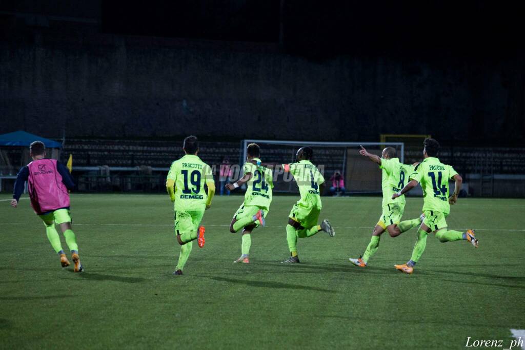 Carrarese-Pistoiese (2-0): il fotoracconto della partita