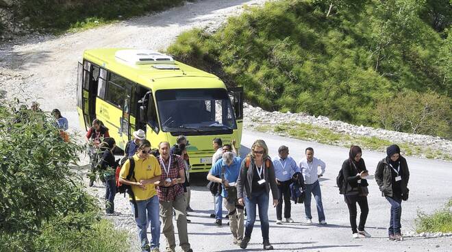 pullman corriera gita viaggio parco apuane