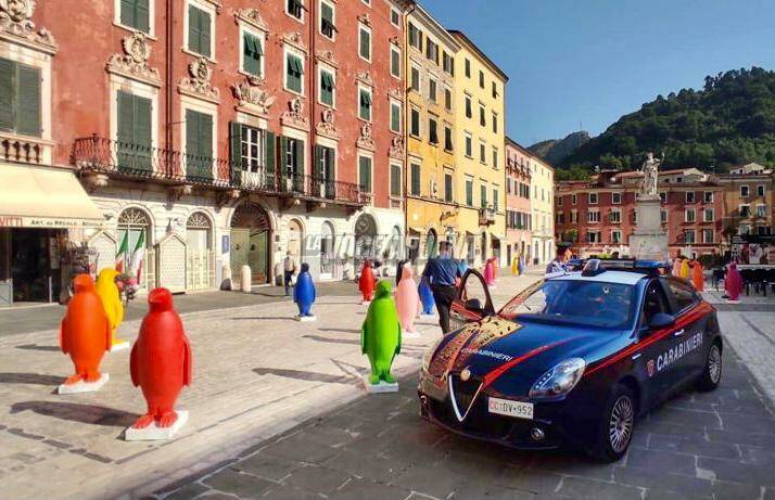 Carabinieri piazza alberica white carrara downtown