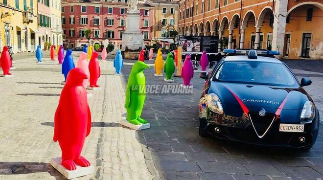 Carabinieri piazza alberica white carrara downtown