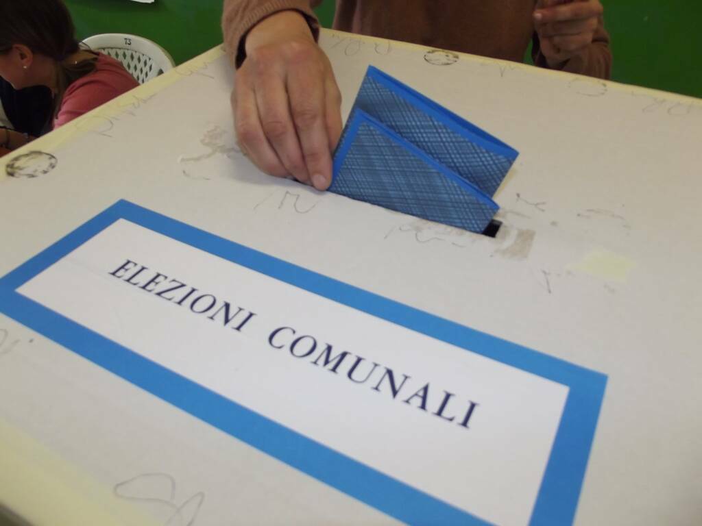 elezioni comunali, urne, elezioni, votazioni, scheda elettorale