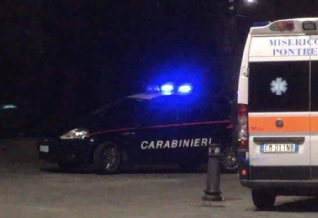 ambulanza notte carabinieri