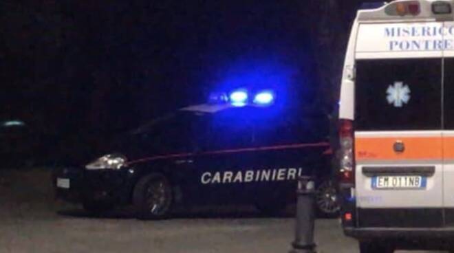 ambulanza notte carabinieri