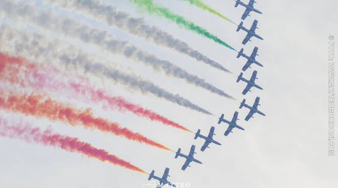 frecce tricolori marina di massa 2022