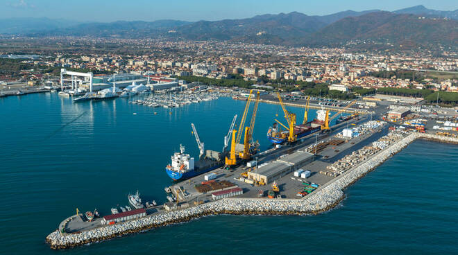 autorità portuale marina di carrara