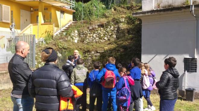Visita scolastica alla sorgente Gaia di Carrara